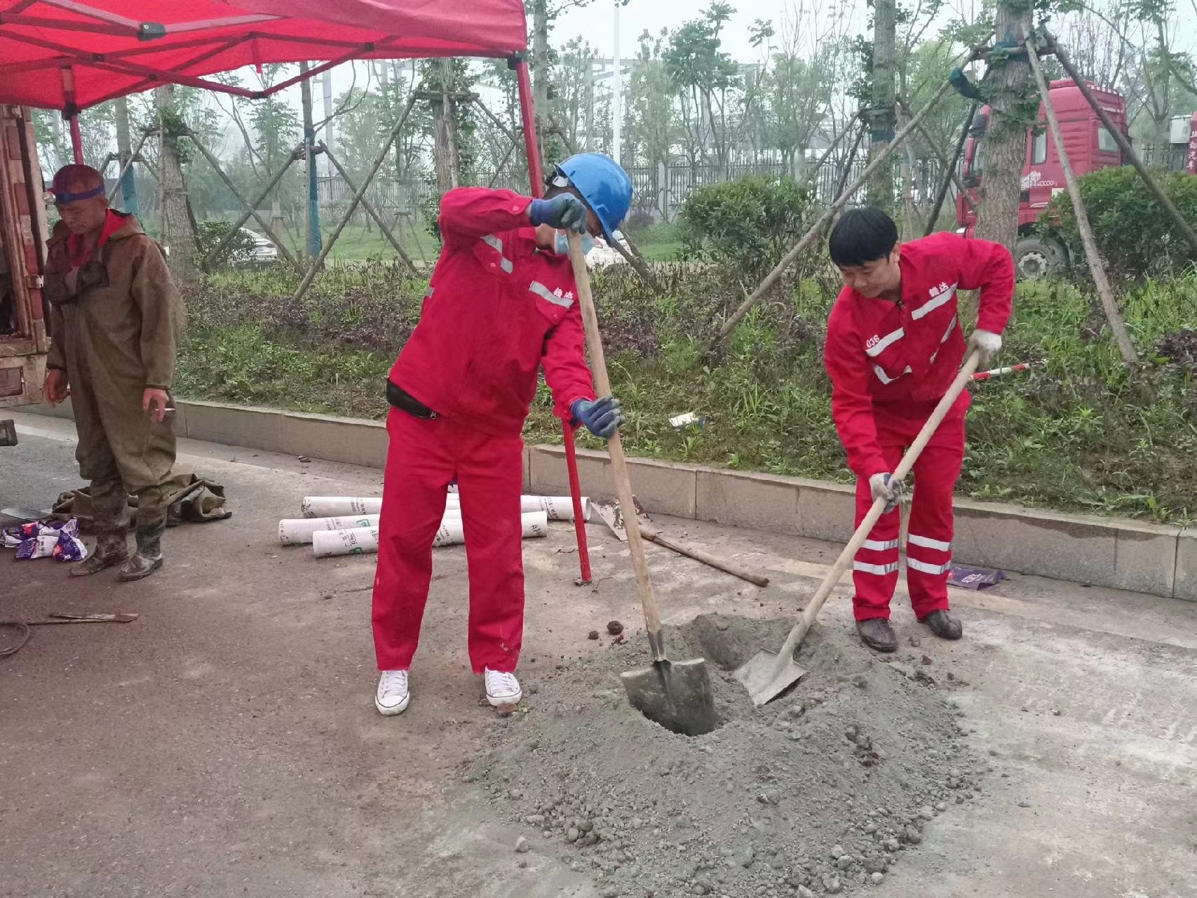仁和管道疏通哪家好】及时进行市政管道清淤